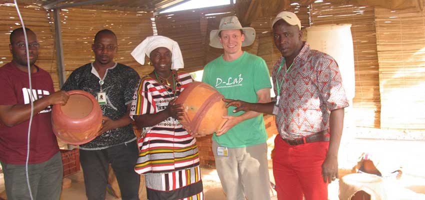  From left: Ba Germain Diarra, Kadidia Nienta, Eric Verploegen, and Djiguiba Boureima at the World Vegetable Center headquarters. / Kukom Edoh Ognakossan, World Vegetable Center