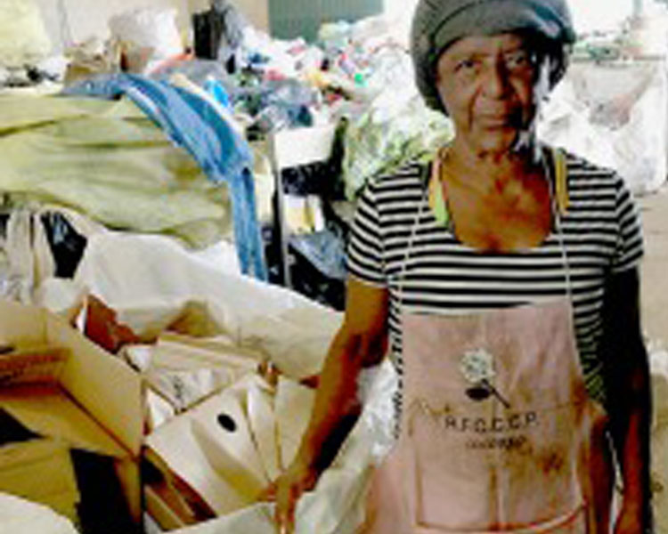 Dona Maria of the Açao Reciclar Cooperative in Poços de Caldas, Minas Gerais.