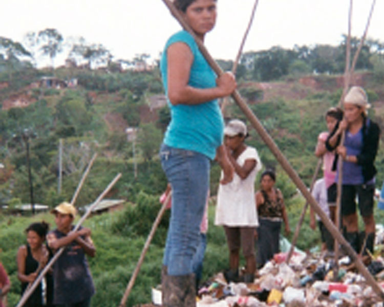 Waste pickers from the women's recycling cooperative Luz Del Futuro at a dumpsite in Bluefields, Nicaragua. 
