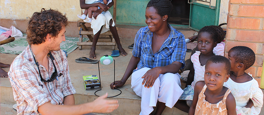 MIT D-Lab research scientist Dan Sweeney explaining the objectives of a cookstove adoption study in Soroti, Uganda. 