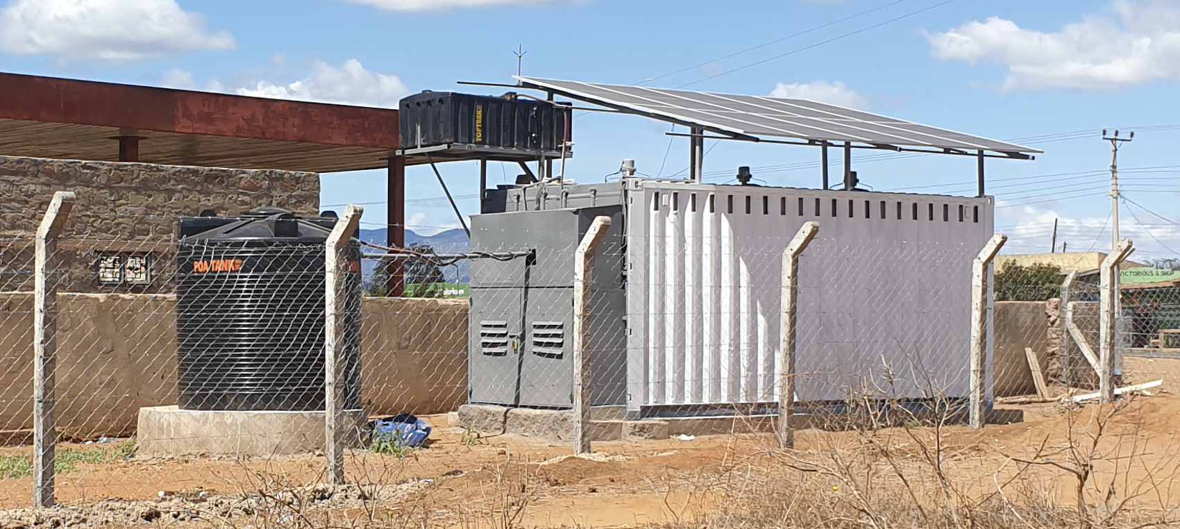 Forced-air evaporative cooling chamber in Kibwezi, Kenya